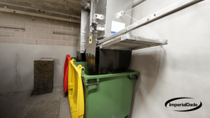 Garbage Chute Cleaning